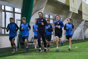 Шесть футболистов нашей спортивной школы тренируются с ФК «Ленинградец».