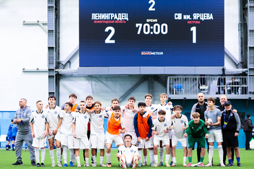 Есть первая победа в МЮФЛ!