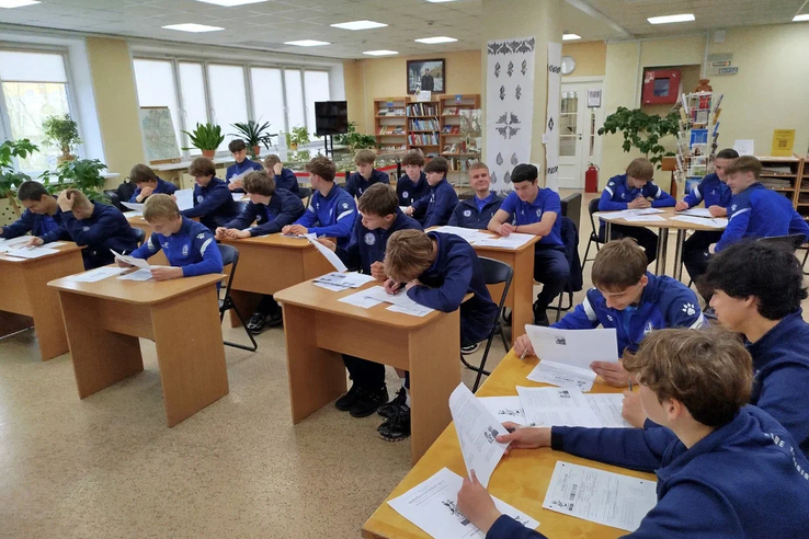 Спортсмены СШ «Ленинградец» приняли участие в «Диктанте Победы» в Гатчине